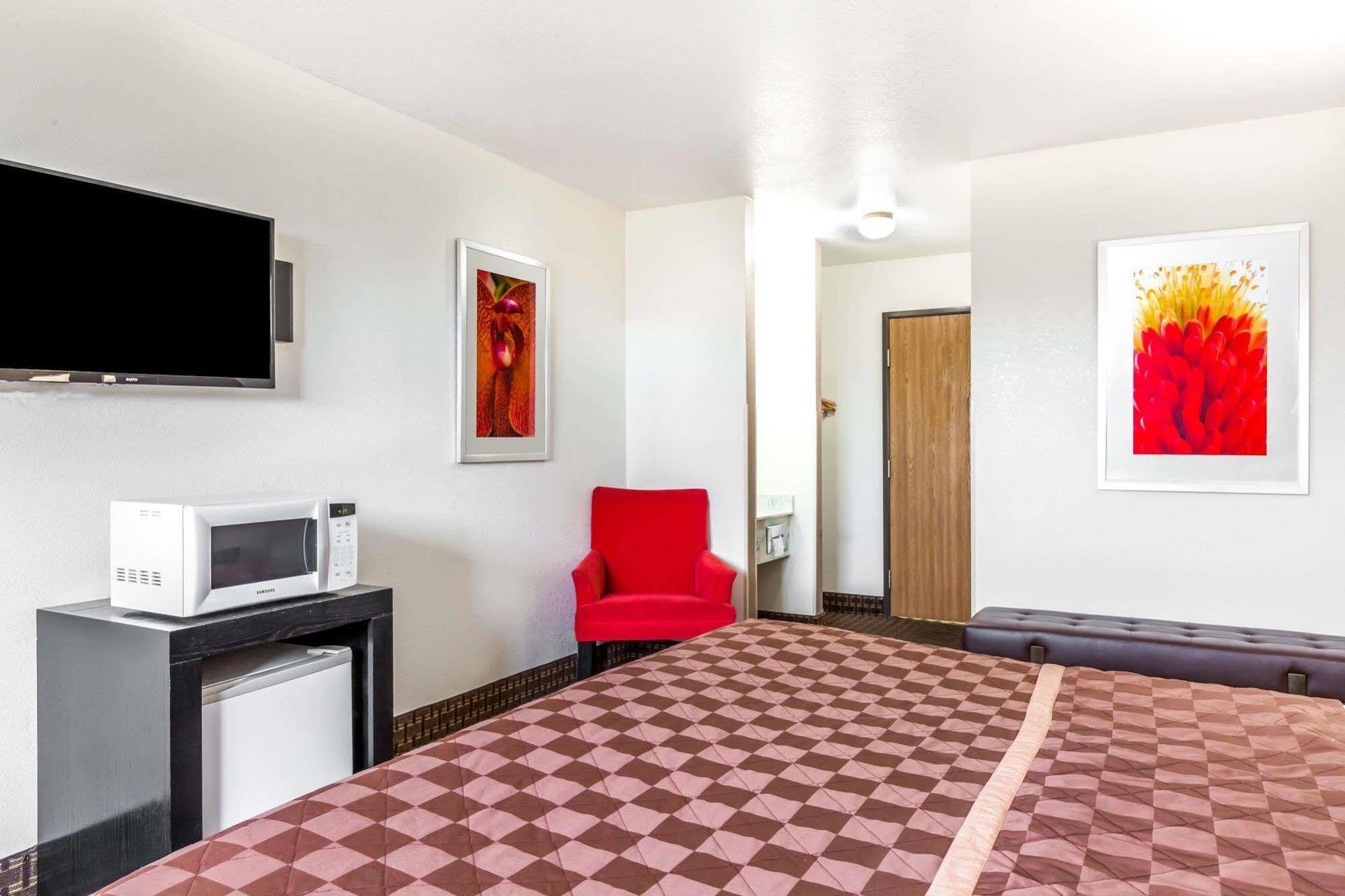 Econo Lodge Inn & Suites Williams - Grand Canyon Area Exterior foto
